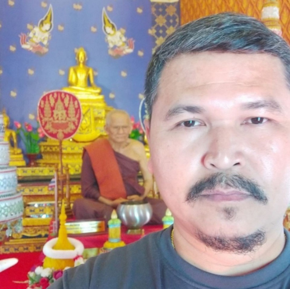 คุณสามารถจองรถล่วงหน้าก่อนเดินทางได้